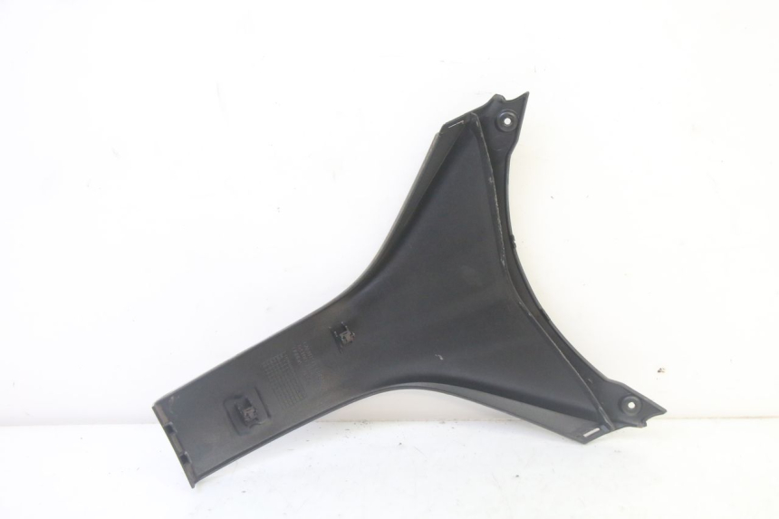 photo de FACCIATA ANTERIORE SUPERIORE HONDA FES S-WING SWING ABS 125 (2007 - 2015) - Primo piano tecnico