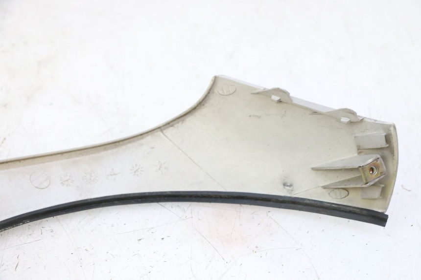 photo de FACCIA ANTERIORE SUPERIORE KYMCO GRAND DINK 125 (2002 - 2007) - Altra angolazione