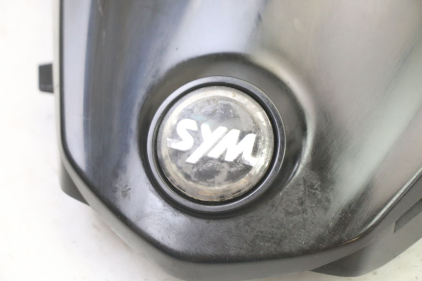 photo de CARENA ANTERIORE SUPERIORE SYM JET 14 4T 50 (2018 - 2022) - Altra angolazione