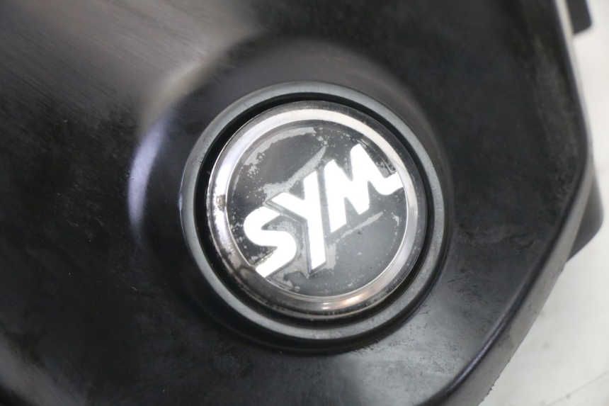 photo de CARENA ANTERIORE SUPERIORE SYM JET 14 4T 50 (2018 - 2022) - Altra angolazione