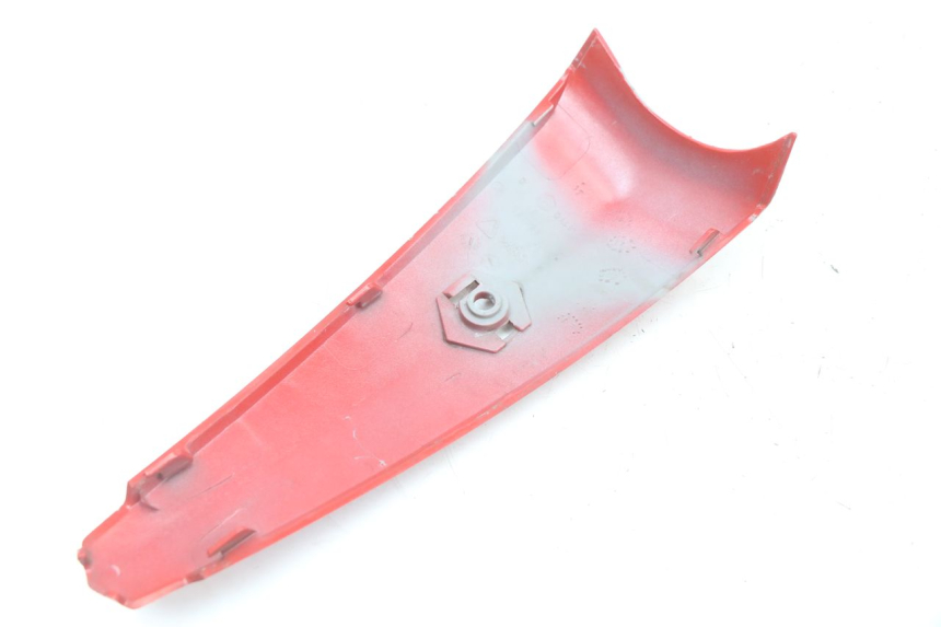 photo de CARENA ANTERIORE SUPERIORE PIAGGIO LIBERTY 4T 50 (2018 - 2021) - Primo piano tecnico