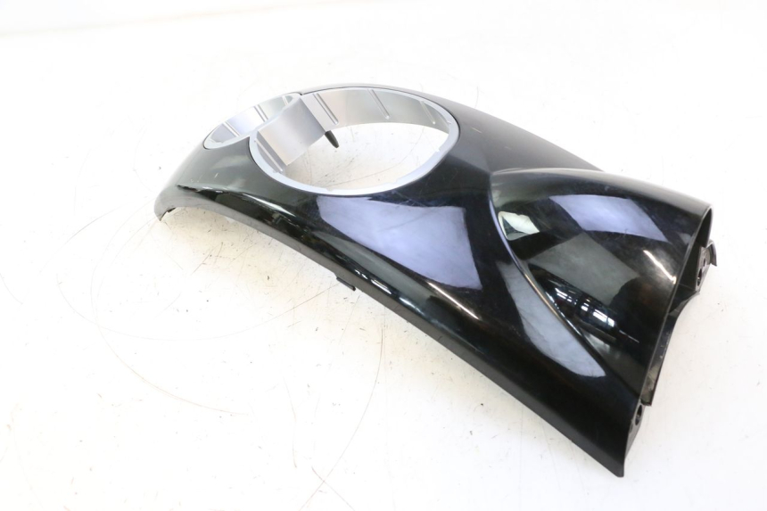 photo de CARENA ANTERIORE SUPERIORE PEUGEOT LUDIX ONE 50 (2004 - 2013) - Stato della superficie e materiale