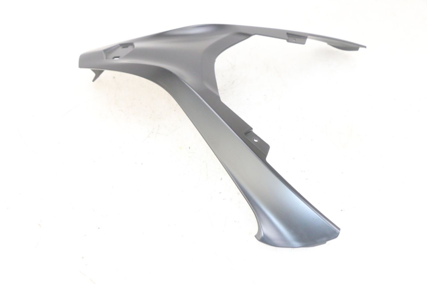 photo de CARENA ANTERIORE SUPERIORE PIAGGIO MP3 HPE 300 (2019 - 2026) - Altra angolazione