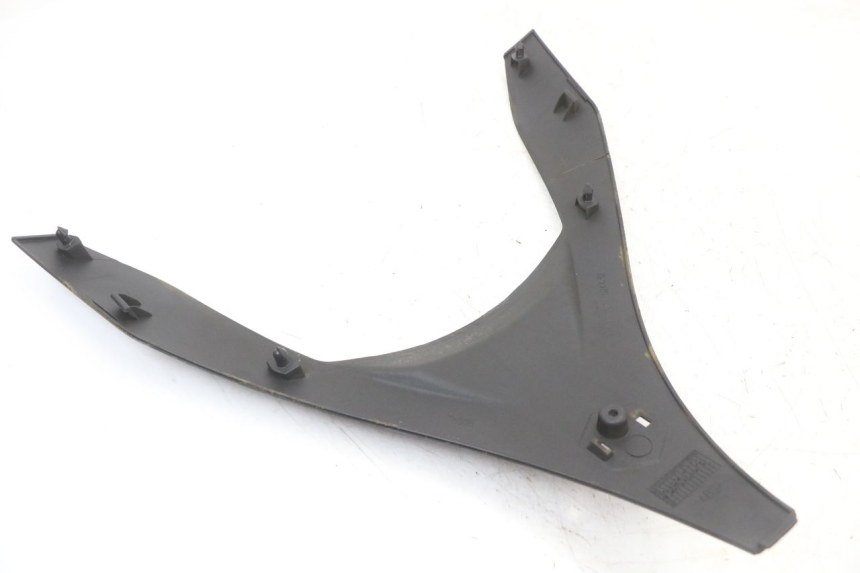 photo de FACCIATA ANTERIORE SUPERIORE PIAGGIO MP3 LT 400 (2007 - 2012) - Dettaglio del componente