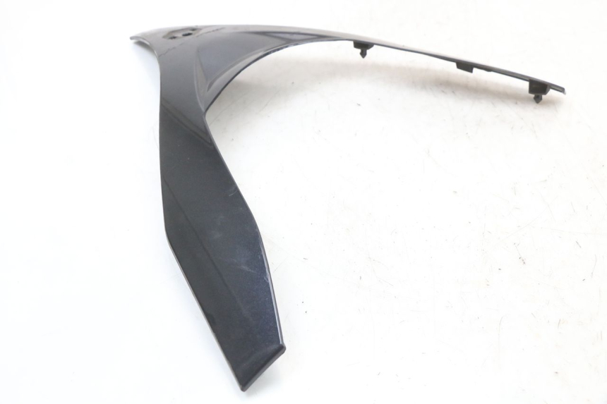 photo de FACCIATA ANTERIORE SUPERIORE PIAGGIO MP3 LT 400 (2007 - 2012) - Zoom sullo stato d'uso