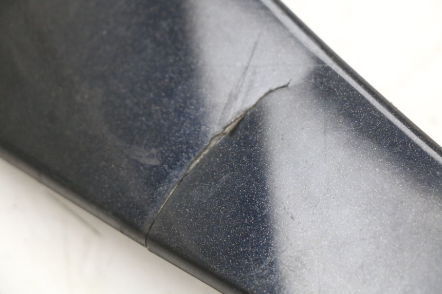 photo de FACCIATA ANTERIORE SUPERIORE PIAGGIO MP3 LT 400 (2007 - 2012) - Altra angolazione