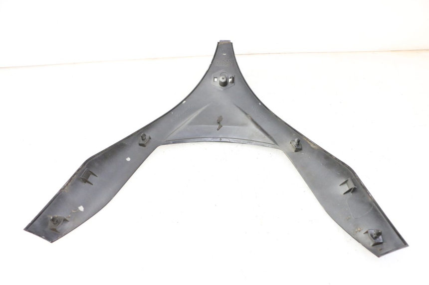 photo de CARENA ANTERIORE SUPERIORE PIAGGIO MP3 LT 300 (2010 - 2016) - Primo piano tecnico