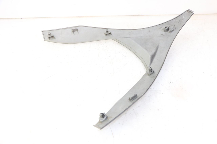 photo de FACCIATA ANTERIORE SUPERIORE PIAGGIO MP3 500 (2011 - 2015) - Dettaglio del componente