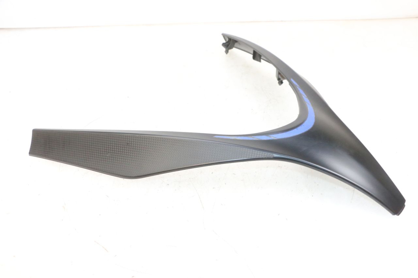 photo de CARENA ANTERIORE SUPERIORE PIAGGIO MP3 500 (2016 - 2018) - Marcature e riferimenti originali