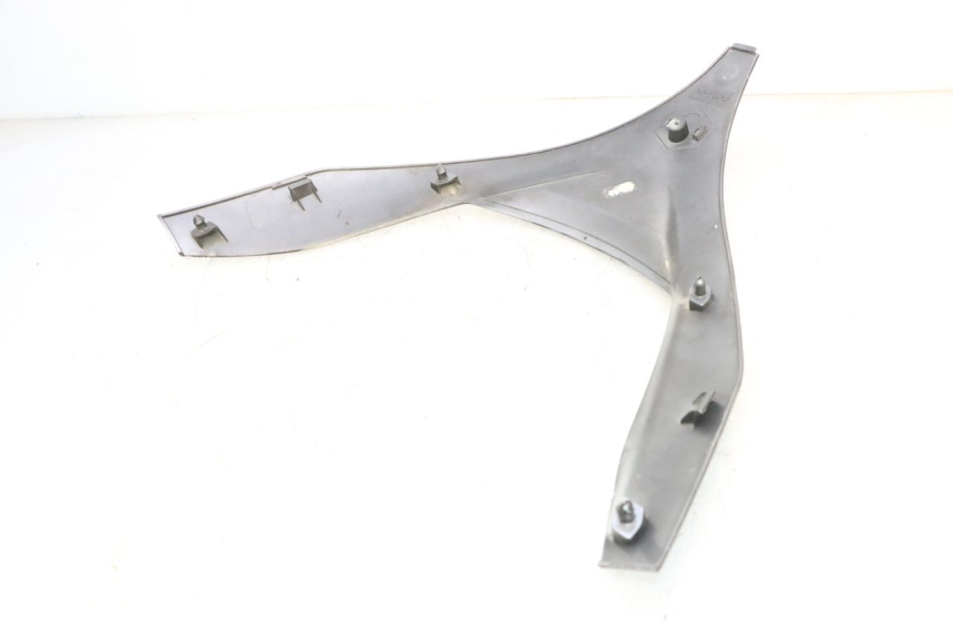 photo de CARENA ANTERIORE SUPERIORE PIAGGIO MP3 RL 250 (2006 - 2010) - Dettaglio del componente