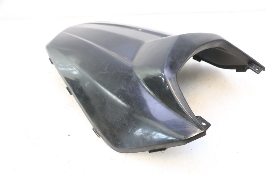 photo de CARENA ANTERIORE SUPERIORE KYMCO MXU R 250 (2004 - 2010) - Primo piano tecnico