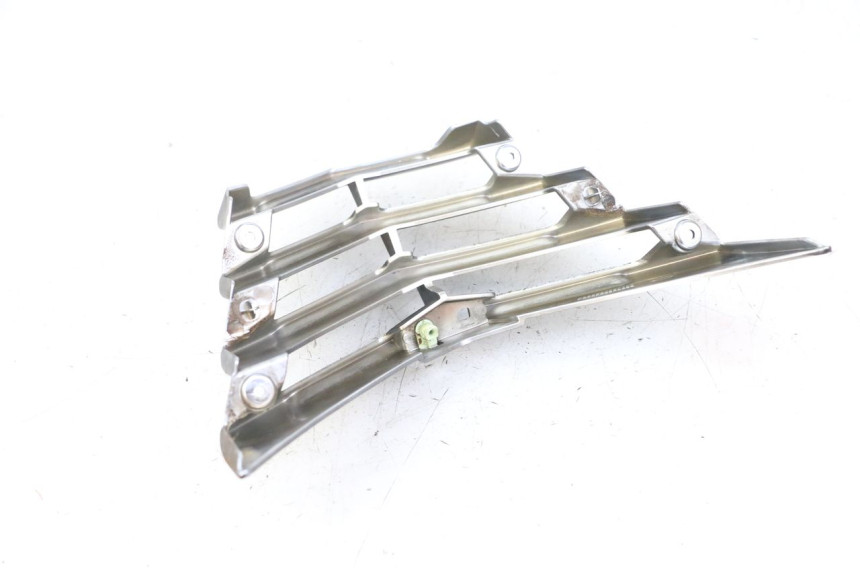 photo de FACCIATA ANTERIORE SUPERIORE PEUGEOT CITYSTAR 2T 50 (2018 - 2021) - Zoom sullo stato d'uso