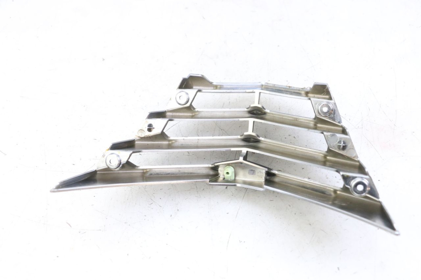 photo de FACCIATA ANTERIORE SUPERIORE PEUGEOT CITYSTAR 2T 50 (2018 - 2021) - Zoom sullo stato d'uso