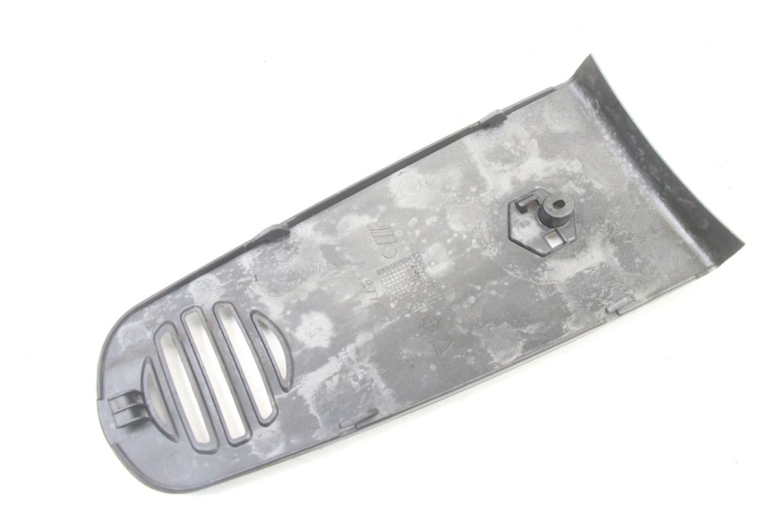 photo de FACE ANTERIORE SUPERIORE PIAGGIO VESPA GRANTURISMO 125 (2003 - 2007) - Primo piano tecnico