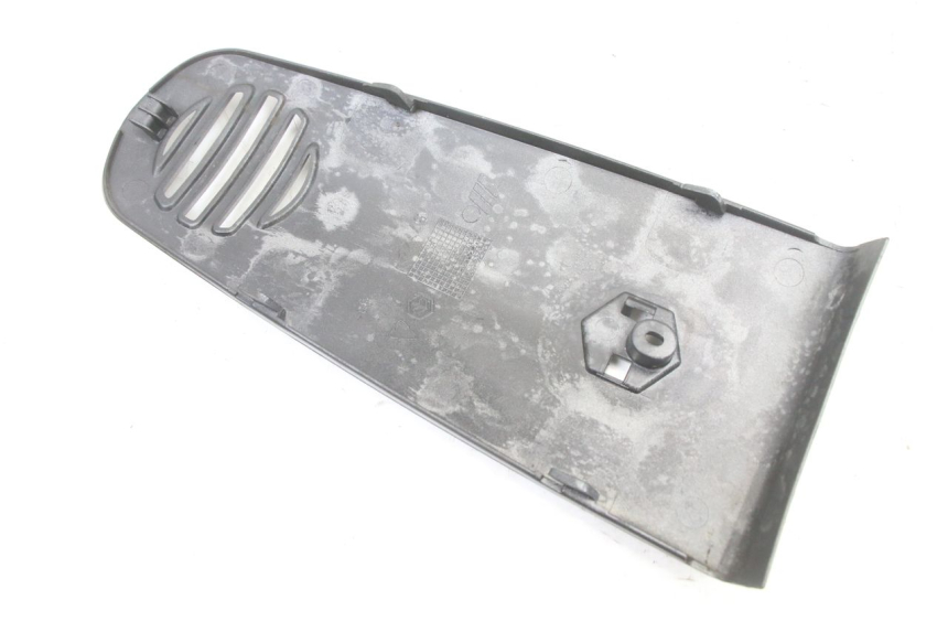 photo de FACE ANTERIORE SUPERIORE PIAGGIO VESPA GRANTURISMO 125 (2003 - 2007) - Vista d'insieme del prodotto