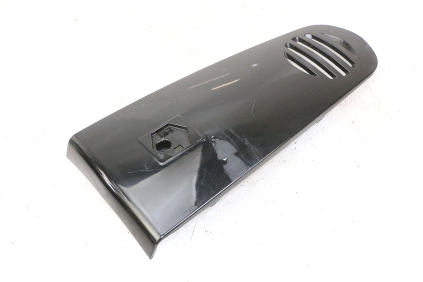 photo de CARENA ANTERIORE SUPERIORE PIAGGIO VESPA GRANTURISMO 200 (2004 - 2005) - Vista d'insieme del prodotto