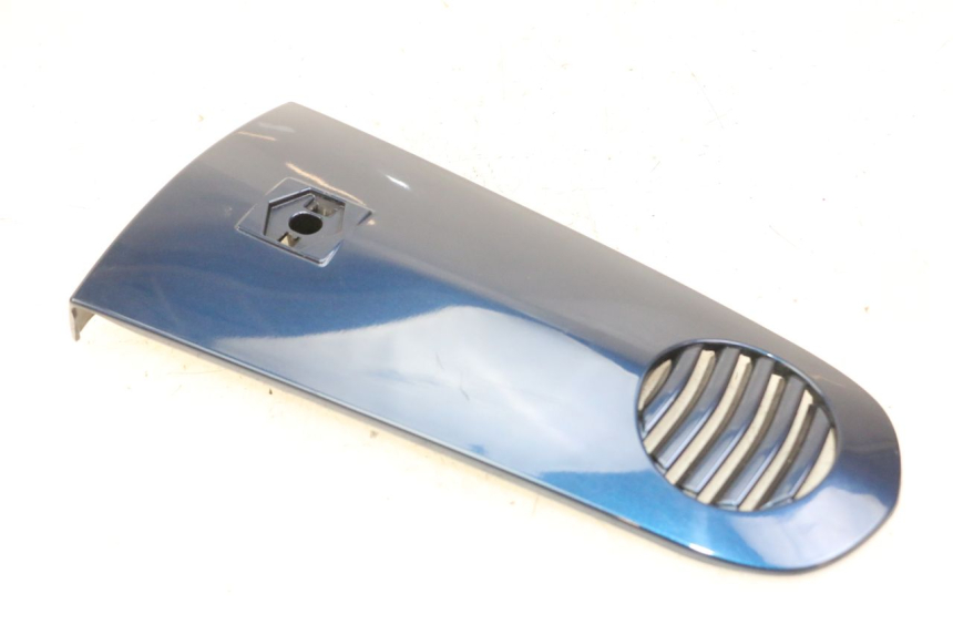 photo de CARENA ANTERIORE SUPERIORE PIAGGIO VESPA LX 150 (2005 - 2013) - Dettaglio del componente