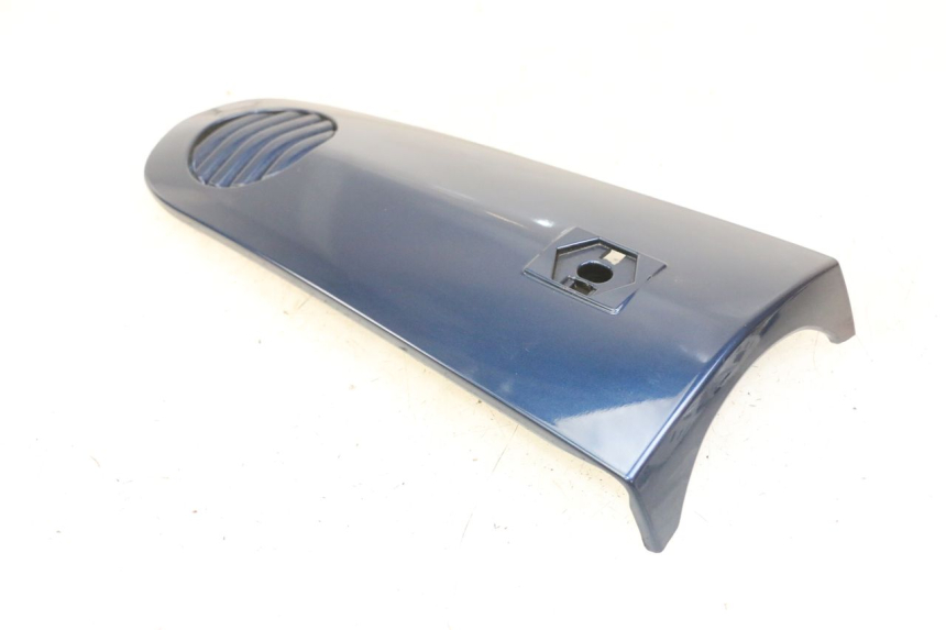 photo de CARENA ANTERIORE SUPERIORE PIAGGIO VESPA LX 150 (2005 - 2013) - Dettagli dei punti di fissaggio