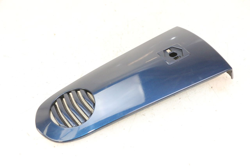 photo de CARENA ANTERIORE SUPERIORE PIAGGIO VESPA LX 150 (2005 - 2013) - Stato della superficie e materiale