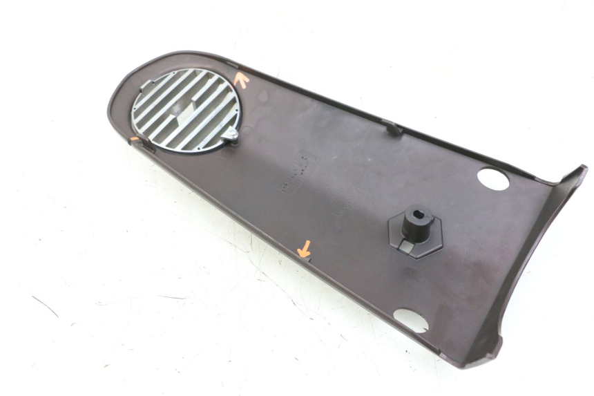 photo de CARENA ANTERIORE SUPERIORE PIAGGIO VESPA LX IE 125 (2010 - 2012) - Dettaglio del componente