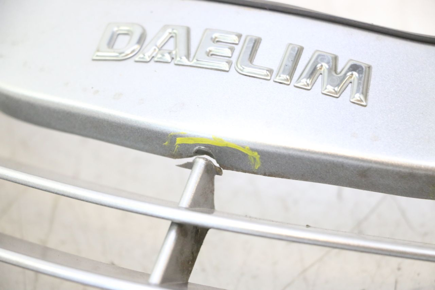photo de CARENA ANTERIORE SUPERIORE DAELIM S2 125 (2006 - 2007) - Zoom sui componenti