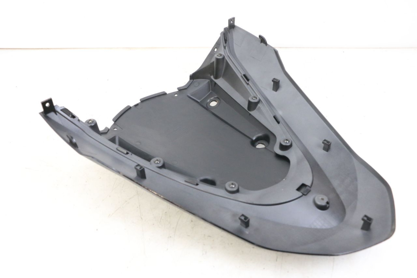 photo de FACCIATA ANTERIORE SUPERIORE DAELIM S3 125 (2010 - 2017) - Dettaglio del componente