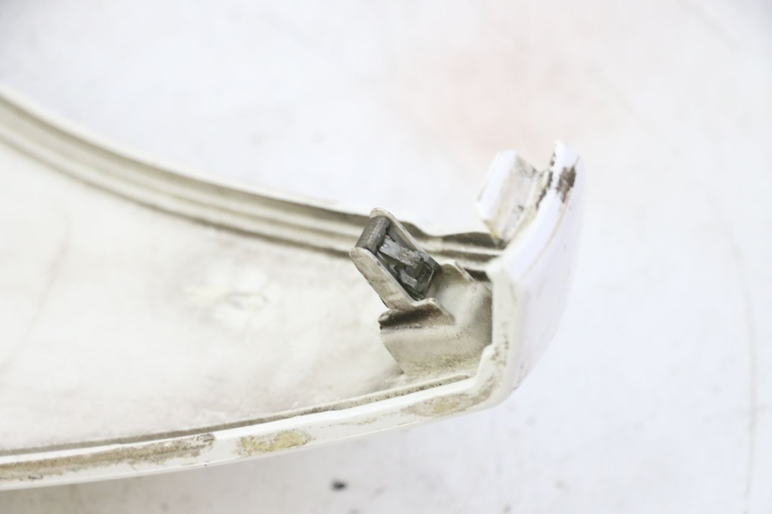 photo de FACCIATA ANTERIORE SUPERIORE PEUGEOT SATELIS 125 (2010 - 2012) - Zoom sullo stato d'uso