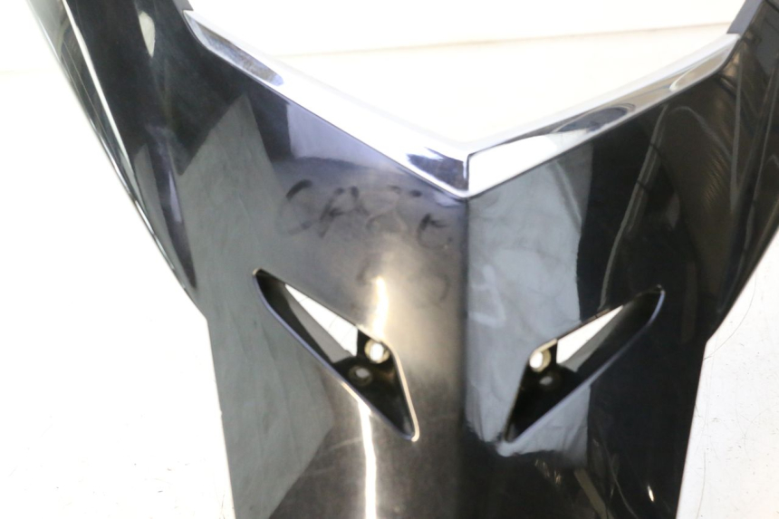 photo de CARENA ANTERIORE SUPERIORE PEUGEOT SATELIS 125 (2006 - 2009) - Ispezione visiva dettagliata