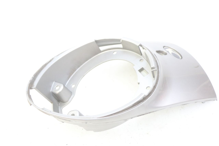 photo de FACCIATA ANTERIORE SUPERIORE KYMCO SENTO 100 (2008 - 2013) - Stato della superficie e materiale