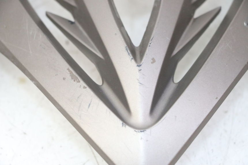 photo de FACCIATA ANTERIORE SUPERIORE MBK STUNT NAKED 50 (2004 - 2018) - Stato della superficie e materiale