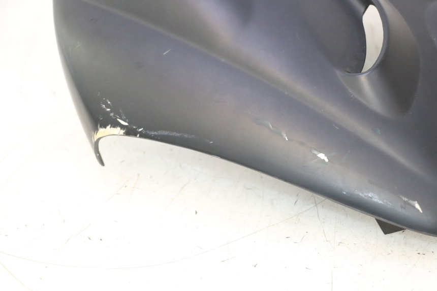 photo de CARENA ANTERIORE SUPERIORE PEUGEOT TKR TREKKER FURIOUS 50 (2005 - 2014) - Zoom sui componenti