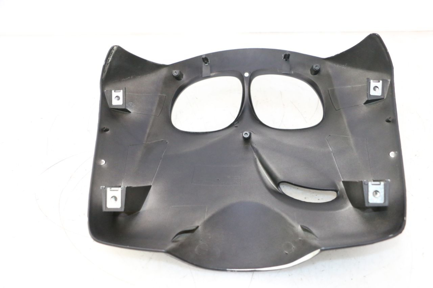 photo de CARENA ANTERIORE SUPERIORE PEUGEOT TKR TREKKER FURIOUS 50 (2005 - 2014) - Stato della superficie e materiale