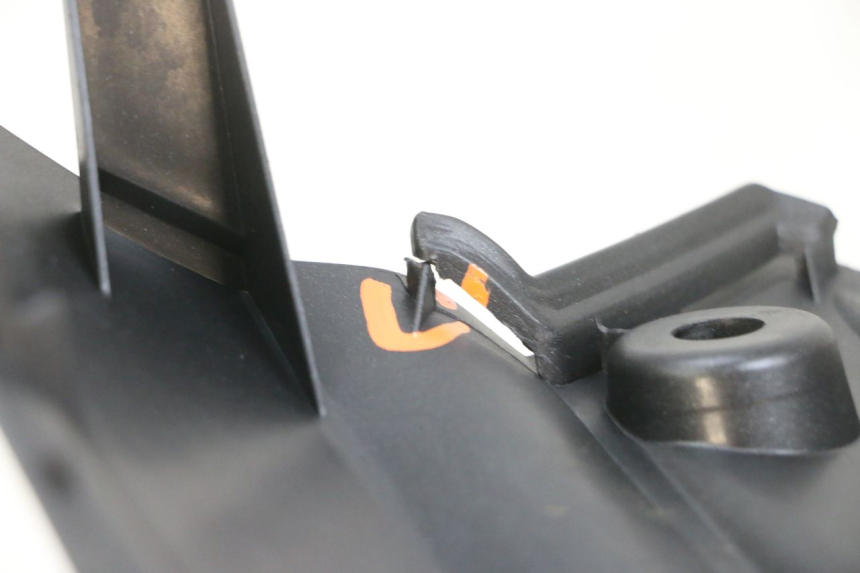 photo de CARENA ANTERIORE SUPERIORE YAMAHA TRICITY 300 (2020 - 2024) - Dettaglio del componente