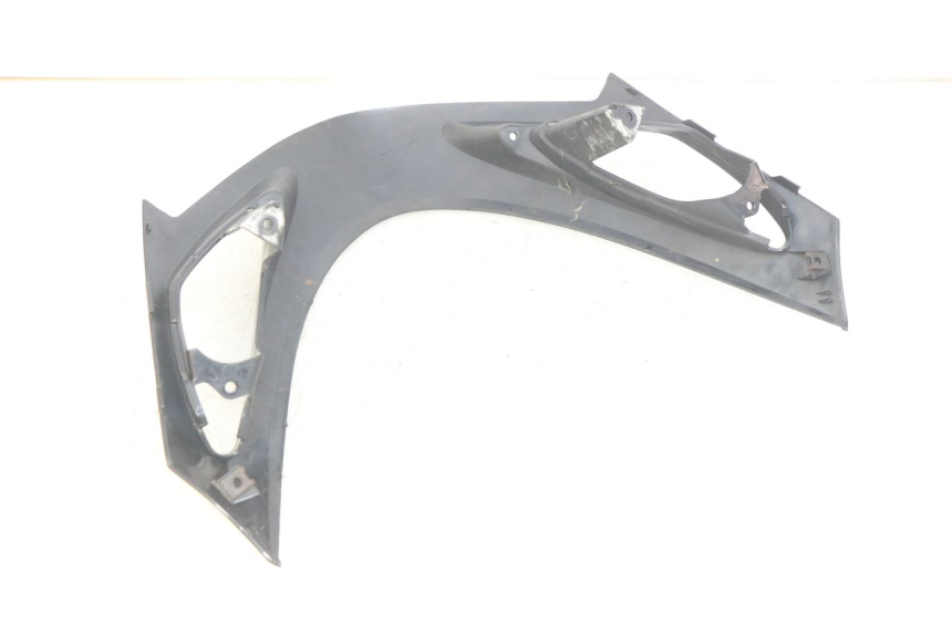 photo de FACCIATA ANTERIORE SUPERIORE SUZUKI UH BURGMAN 125 (2002 - 2006) - Zoom sullo stato d'uso