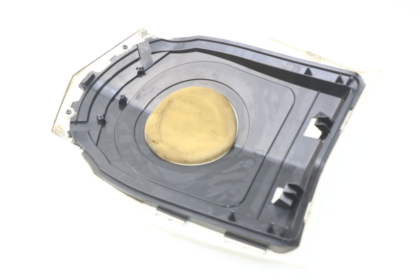 photo de FACCIATA ANTERIORE SUPERIORE PEUGEOT VIVACITY NEW 4T 50 (2008 - 2017) - Zoom sullo stato d'uso