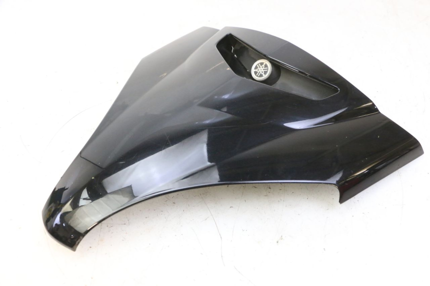 photo de CARENA ANTERIORE SUPERIORE YAMAHA X-MAX XMAX 250 (2006 - 2009) - Stato della superficie e materiale