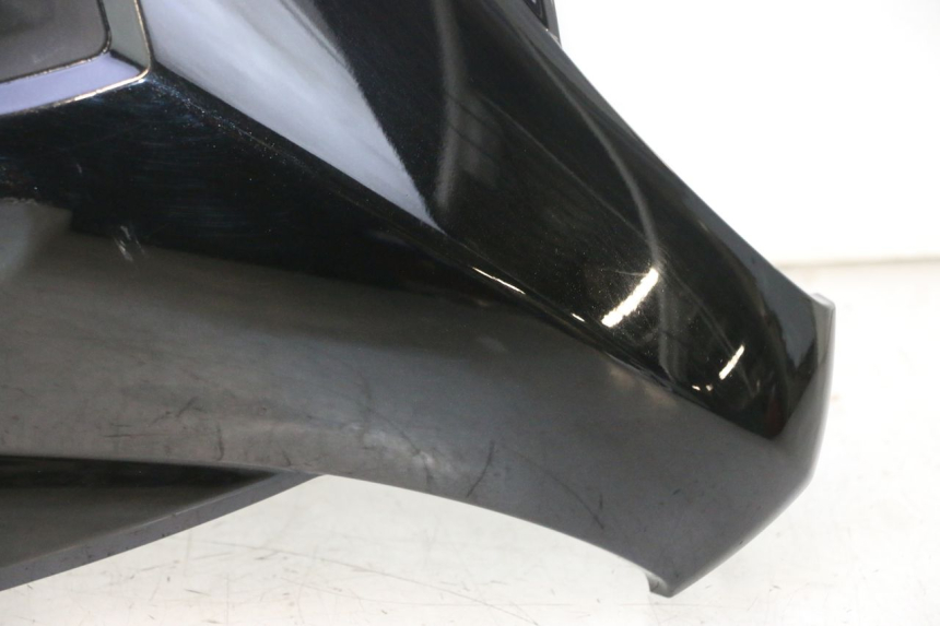 photo de FACCIATA ANTERIORE SUPERIORE YAMAHA X-MAX XMAX 125 (2010 - 2013) - Zoom sullo stato d'uso