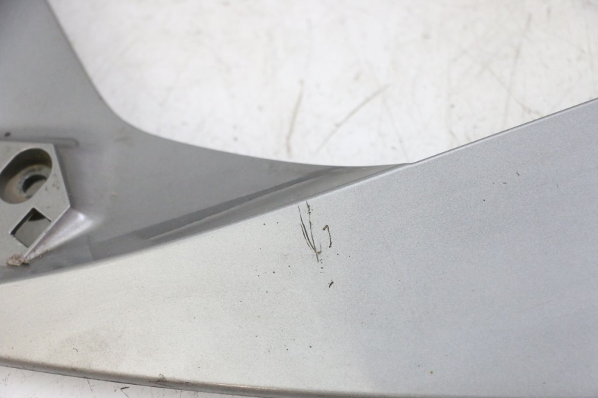 photo de FACCIATA ANTERIORE SUPERIORE PIAGGIO X10 125 (2012 - 2017) - Ricambio usato controllato