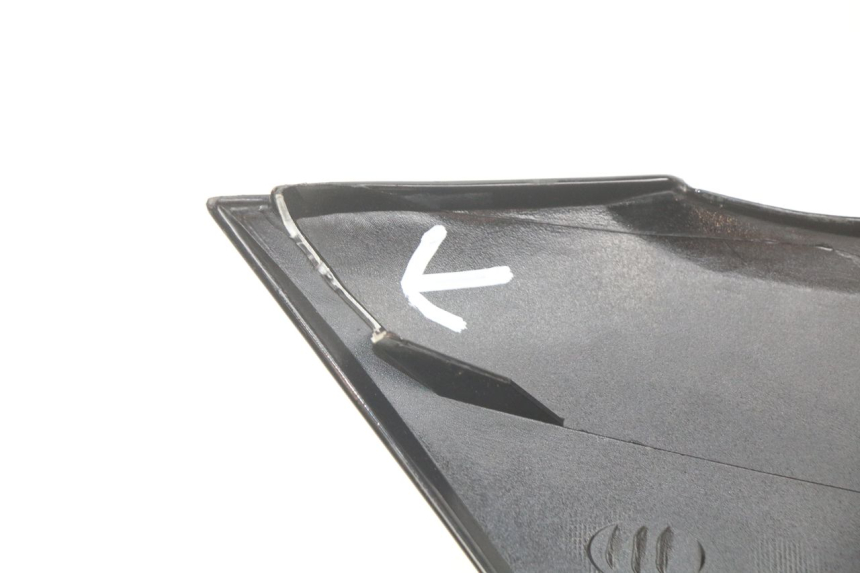 photo de FACCIATA ANTERIORE SUPERIORE PIAGGIO X7 125 (2007 - 2013) - Dettaglio del componente