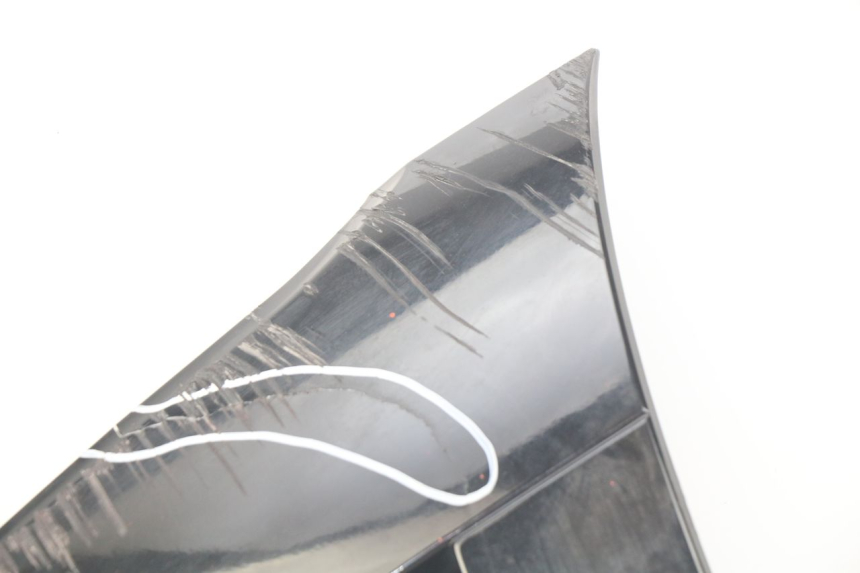 photo de FACCIATA ANTERIORE SUPERIORE PIAGGIO X7 125 (2007 - 2013) - Ricambio usato controllato