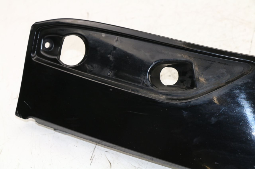 photo de FACCIATA ANTERIORE SUPERIORE PIAGGIO X8 STREET 125 (2006 - 2007) - Caratteristiche distintive