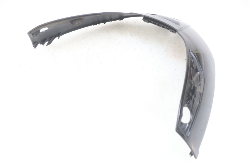 photo de FACCIATA ANTERIORE SUPERIORE PIAGGIO X8 125 (2004 - 2007) - Primo piano tecnico