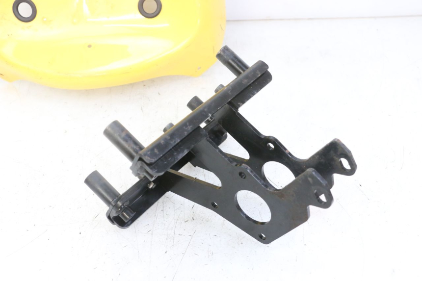 photo de CARENA ANTERIORE SUPERIORE YAMAHA NEOS NEO'S 4T 50 (2008 - 2016) - Focus sulla struttura