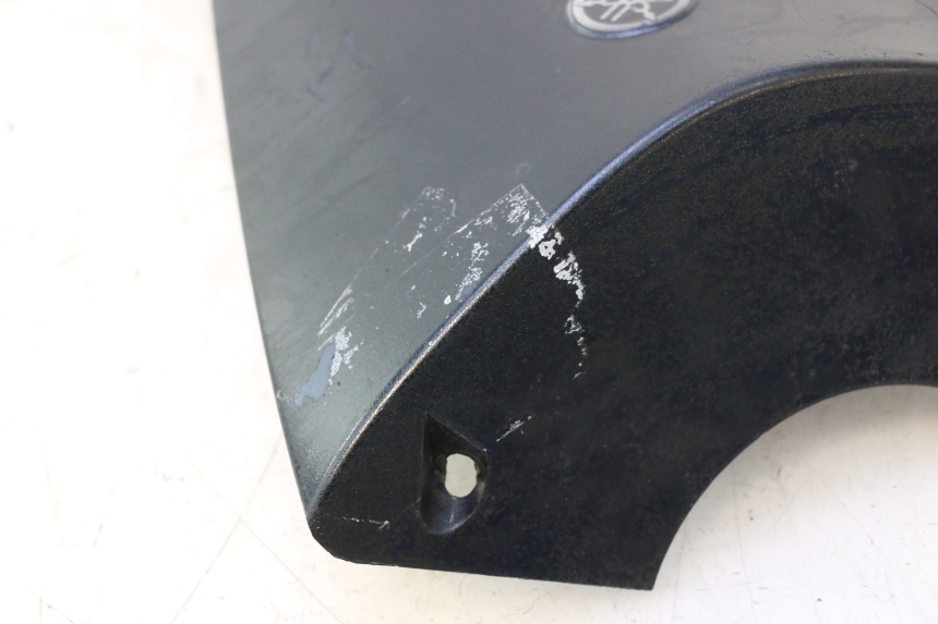 photo de CARENA ANTERIORE SUPERIORE YAMAHA YP MAJESTY 125 (2002 - 2006) - Zoom sullo stato d'uso