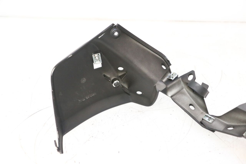 photo de SCUDO CARENA ANTERIORE PEUGEOT TKR TREKKER FURIOUS 50 (2005 - 2014) - Altra angolazione