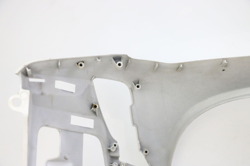 photo de SCUDO CARENA ANTERIORE PEUGEOT TWEET PRO CARGO 50 (2018 - 2022) - Zoom sullo stato d'uso