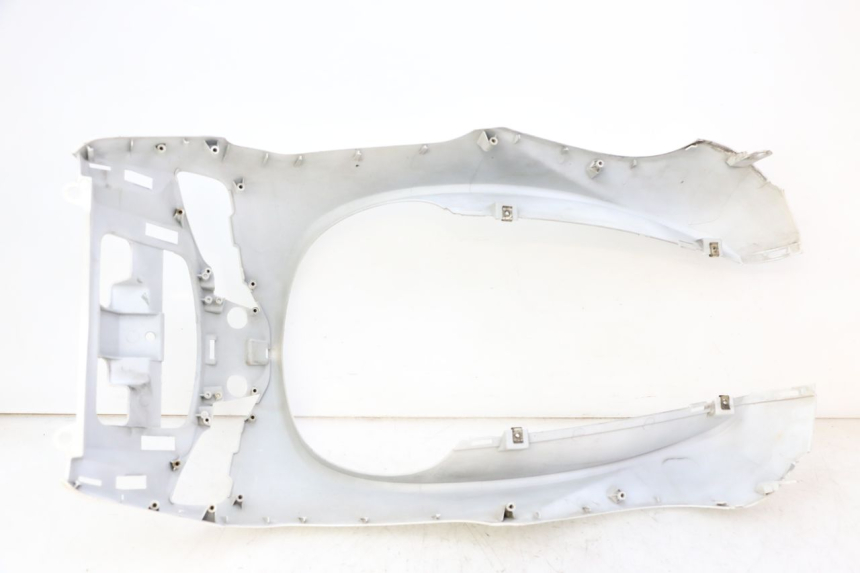 photo de SCUDO CARENA ANTERIORE PEUGEOT TWEET PRO CARGO 50 (2018 - 2022) - Stato della superficie e materiale