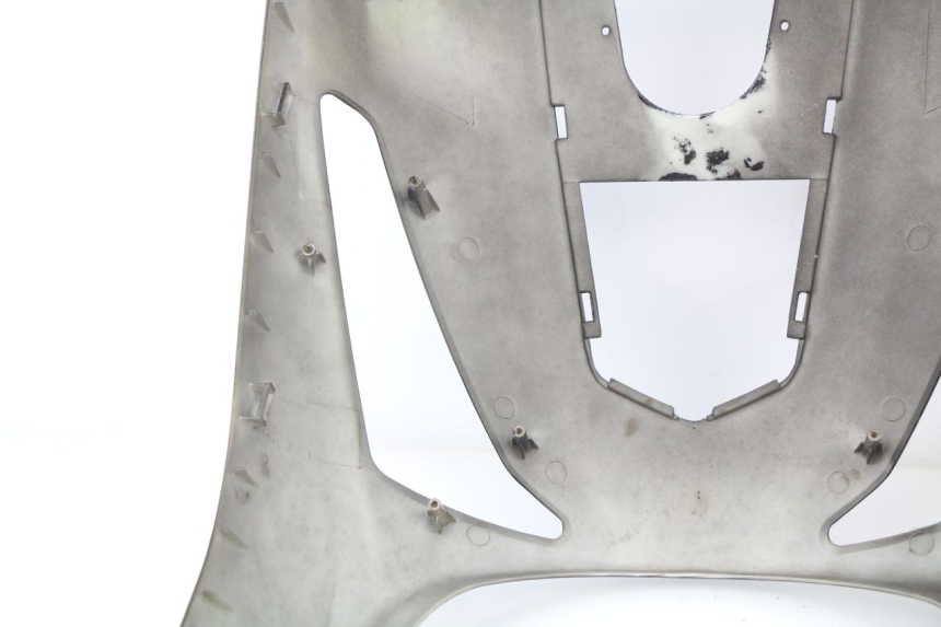 photo de FACCIATA ANTERIORE RAZZO VENICE 50 (2009 - 2014) - Zoom sullo stato d'uso