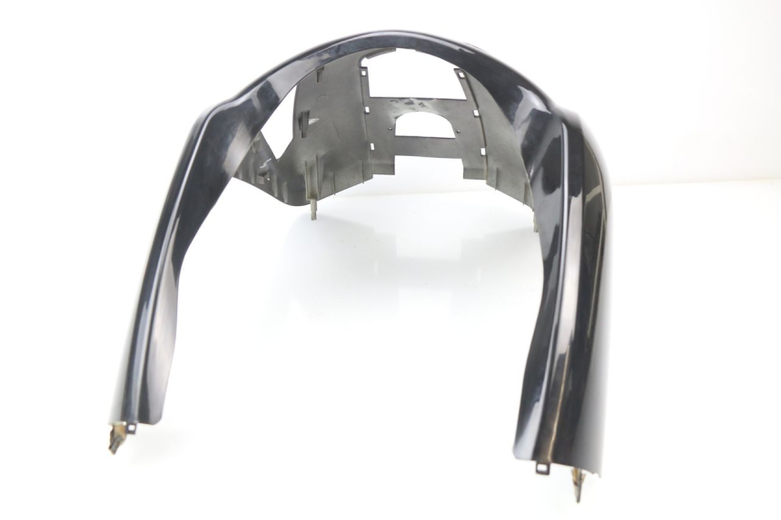 photo de FACCIATA ANTERIORE RAZZO VENICE 50 (2009 - 2014) - Dettagli dei punti di fissaggio