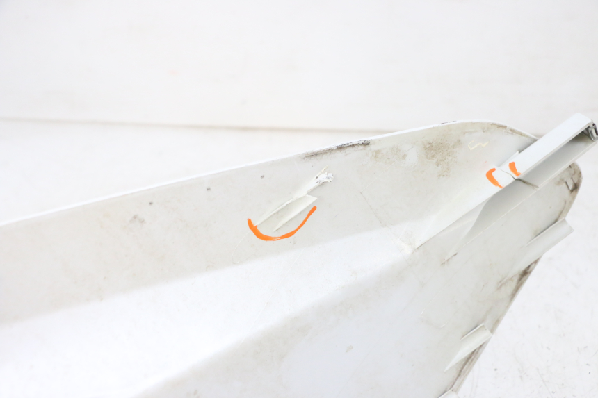 photo de SCUDO CARENA ANTERIORE YAMAHA X-MAX XMAX 125 (2010 - 2013) - Dettaglio del componente